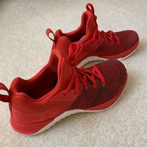 Nike metcon flyknit 3 NEW! Sz 8 women